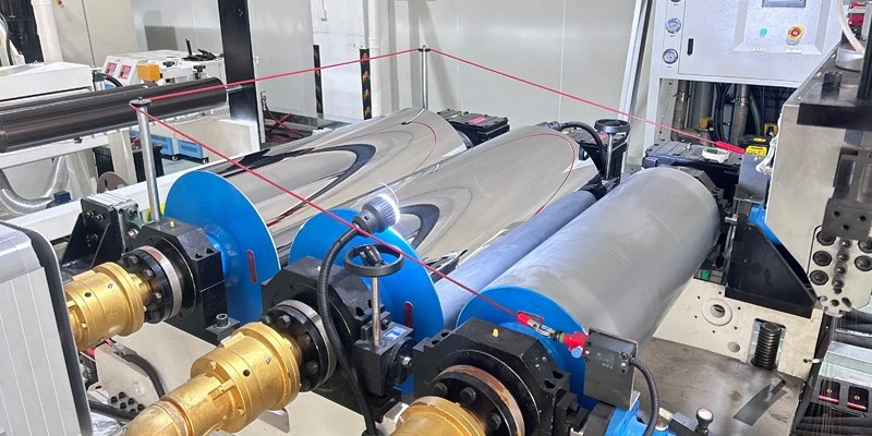 Plastic-Sheet-Extruder-Three-Roller-Calender